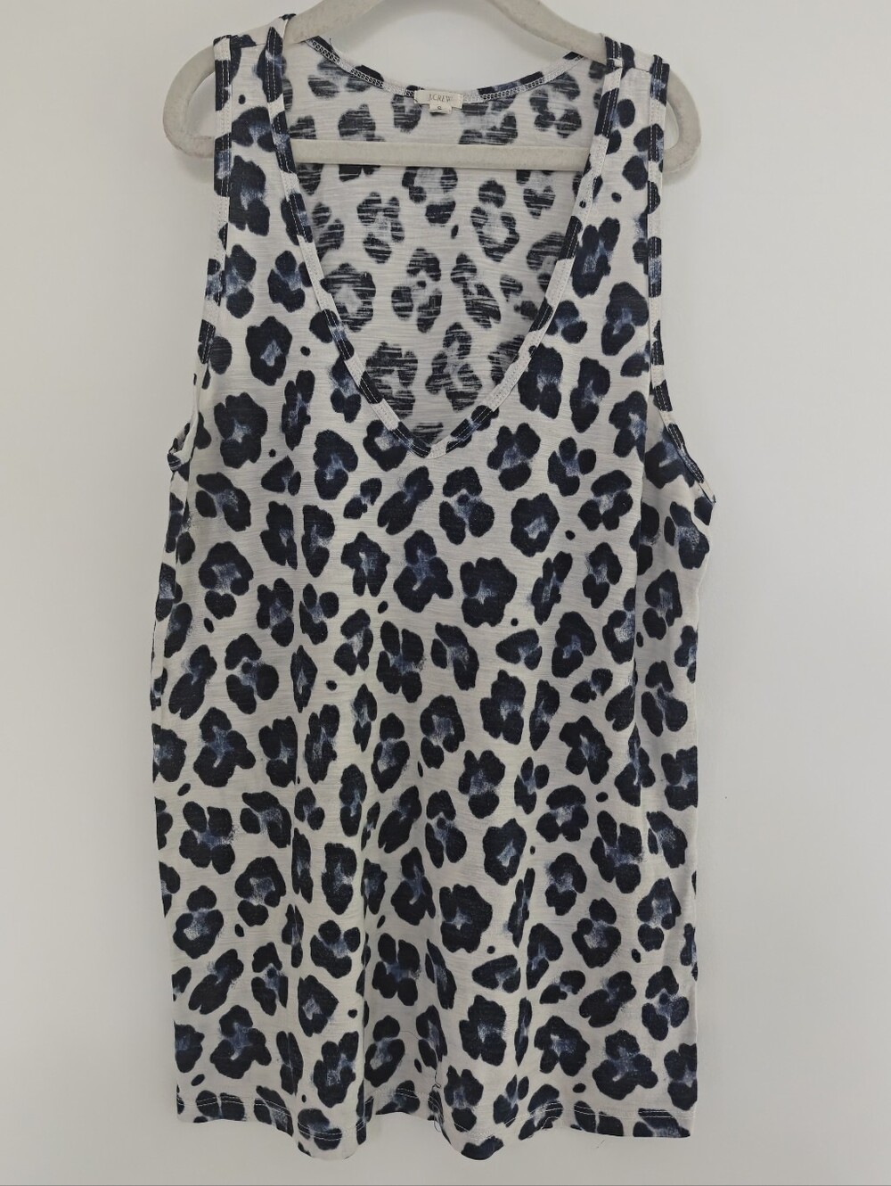 J.CREW womens white/blue leopard animal print V-neck sleeveless knit tank S